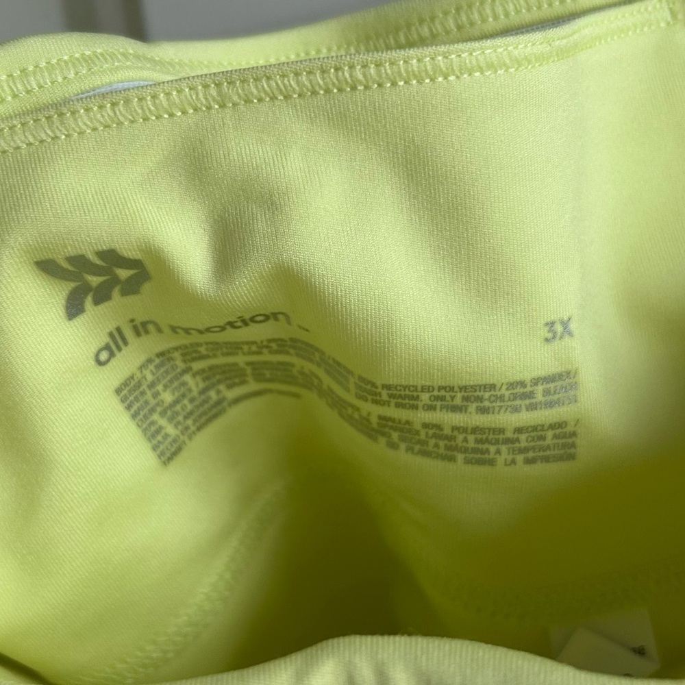 All in motion NWT athletic shorts size 3x yellow - Picture 4 of 7